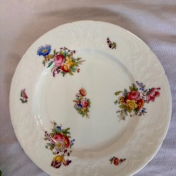 Vintage Coalport Severs Dinner Plate – Embossed Floral‎ English Bone China - Picture 8 of 9